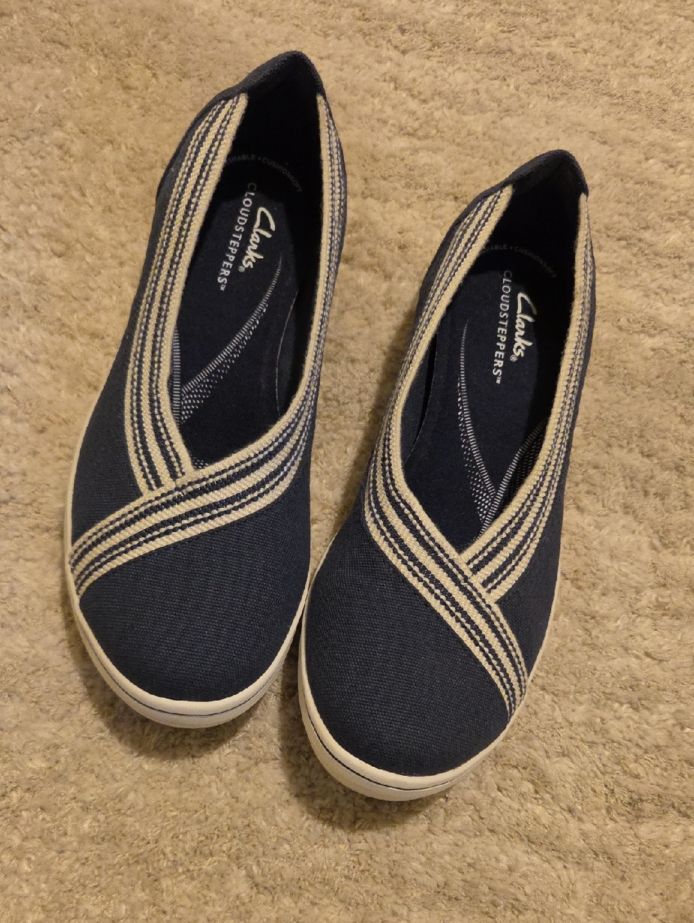 Clarks Cloudsteppers Navy and Cream Slip-On Flats